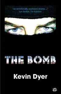 The Bomb - Kevin Dyer - Libro in lingua inglese - Aurora Metro Publications - Speciale Aanbieding